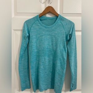 EUC Lululemon Run Swiftly Long Sleeve Top.